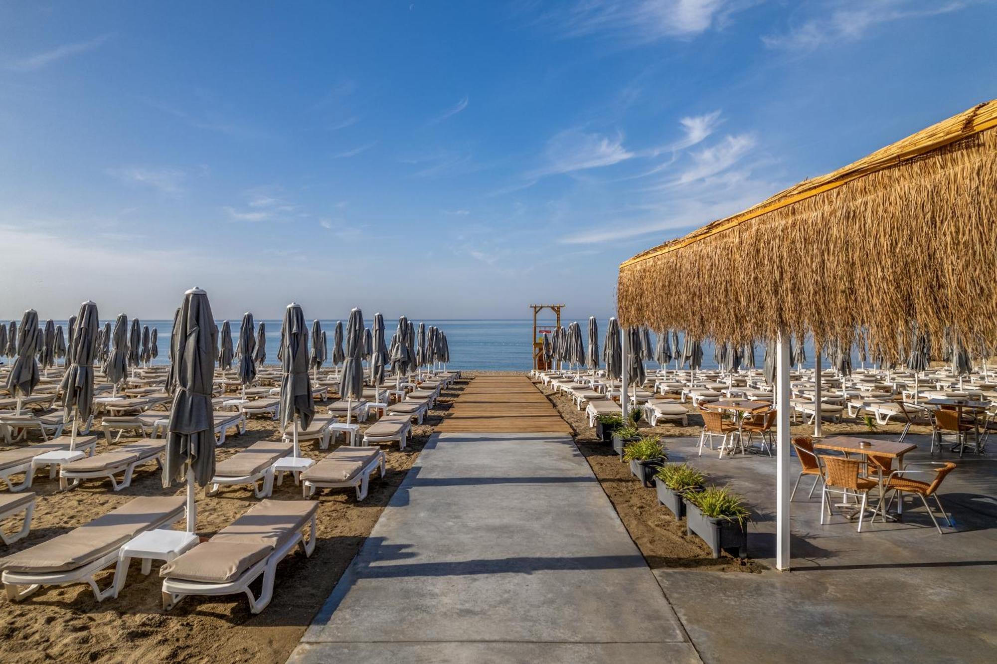 Royal Garden Beach Hotel Konaklı Εξωτερικό φωτογραφία