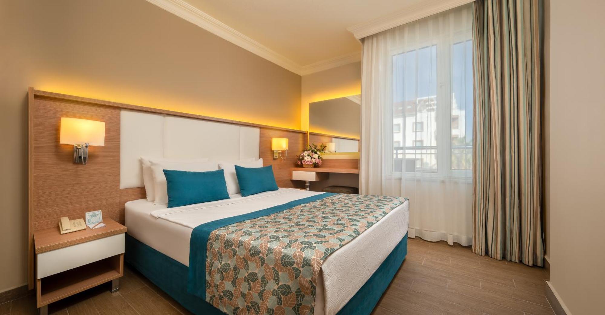 Royal Garden Beach Hotel Konaklı Εξωτερικό φωτογραφία